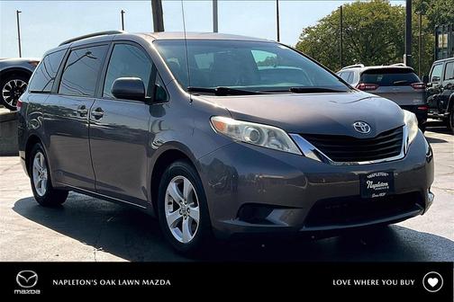 2011 Toyota Sienna LE