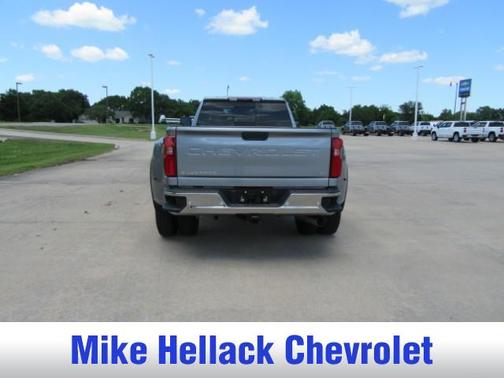 Sterling Gray Metallic 2026 Chevrolet Silverado 3500 LT