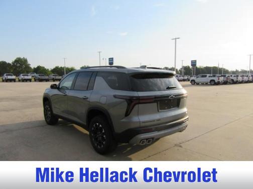 Sterling Gray Metallic 2027 Chevrolet Traverse AWD Z71