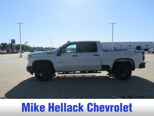 Summit White 2026 Chevrolet Silverado 2500 Custom