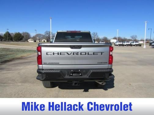 2026 Chevrolet Silverado 2500 Custom