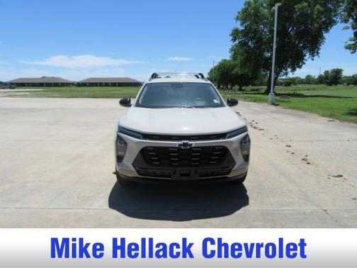 White Sands 2026 Chevrolet Trax FWD ACTIV