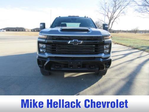 2026 Chevrolet Silverado 2500 Custom