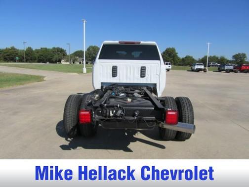 2026 Chevrolet Silverado 3500 WT