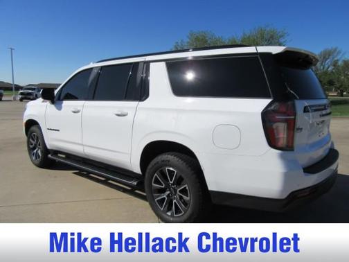 2023 Chevrolet Suburban 4WD Z71