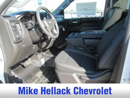 2025 Chevrolet Silverado 3500 WT