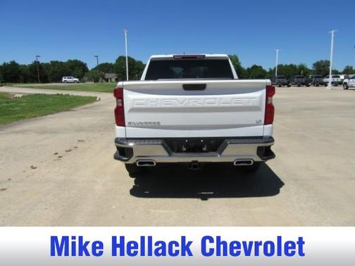 Summit White 2026 Chevrolet Silverado 1500 LT