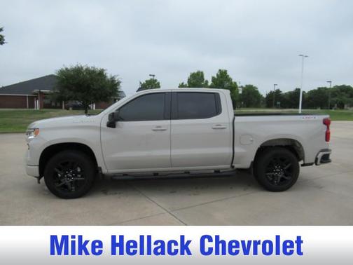 White Sands 2026 Chevrolet Silverado 1500 RST