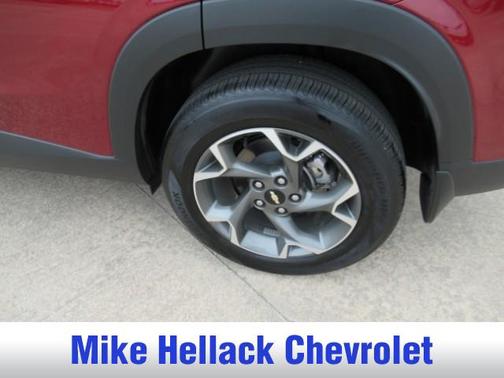 2024 Chevrolet Trax LT