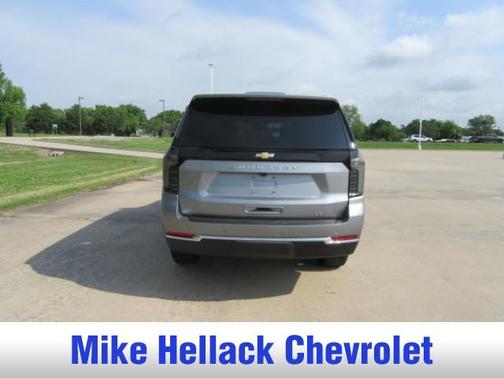 Sterling Gray Metallic 2026 Chevrolet Suburban LT