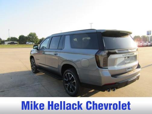2025 Chevrolet Suburban RST