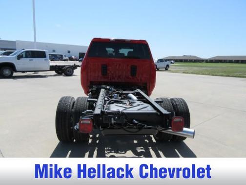 2025 Chevrolet Silverado 3500 WT