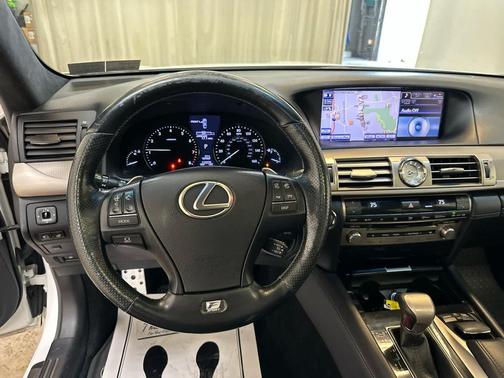 Ultra White 2013 Lexus LS 460 Base
