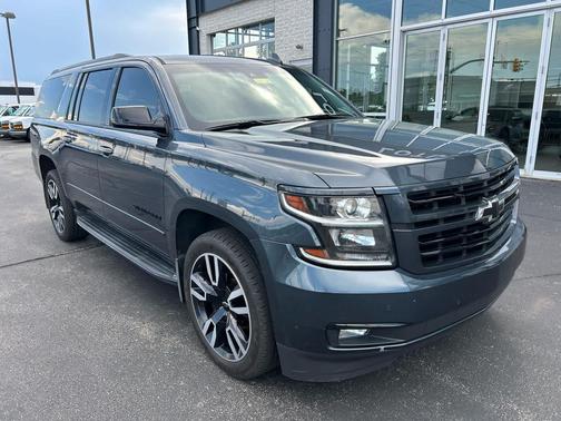 Shadow Gray Metallic 2019 Chevrolet Suburban Premier