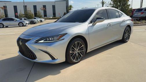 Iridium 2025 Lexus ES 300h Base