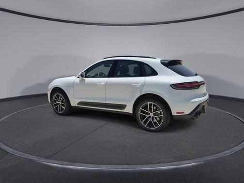 2023 Porsche Macan T
