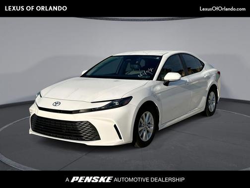 Ice Cap 2025 Toyota Camry LE