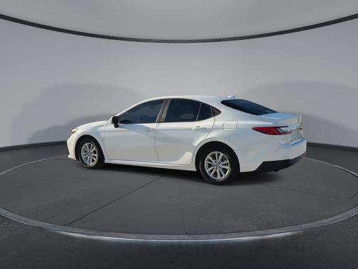Ice Cap 2025 Toyota Camry LE