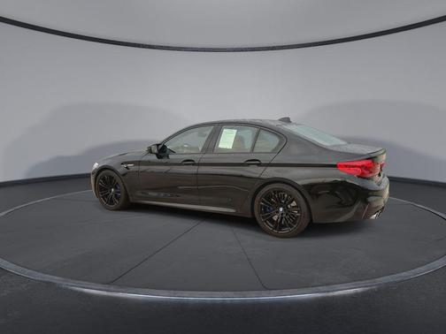 Black Sapphire Metallic 2020 BMW M5 Base