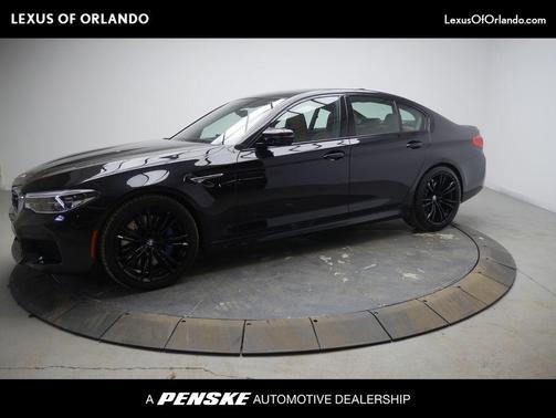 Black Sapphire Metallic 2020 BMW M5 Base