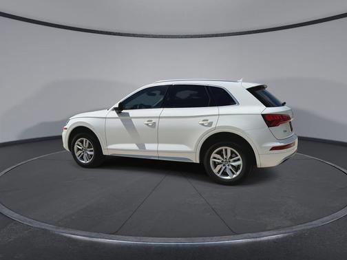 Ibis White 2020 Audi Q5 45 Premium