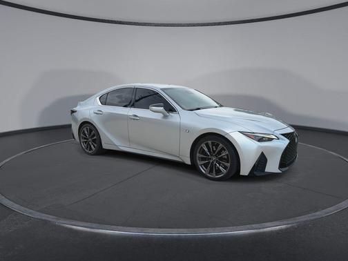 Iridium 2022 Lexus IS 350 Base