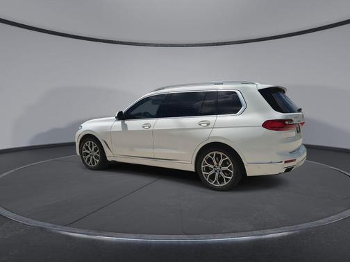 Alpine White 2020 BMW X7 xDrive40i