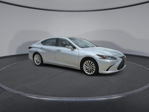 Iridium 2023 Lexus ES 350 Ultra Luxury