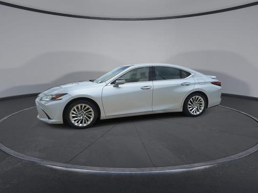 Iridium 2023 Lexus ES 350 Ultra Luxury