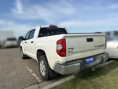 White 2020 Toyota Tundra SR5