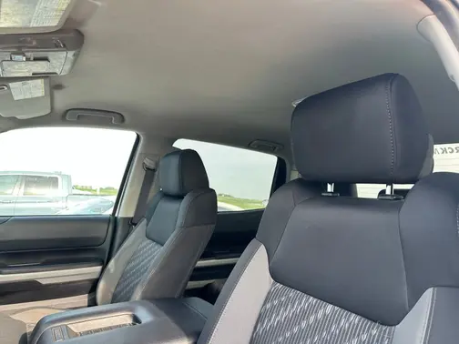 White 2020 Toyota Tundra SR5