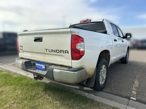 White 2020 Toyota Tundra SR5