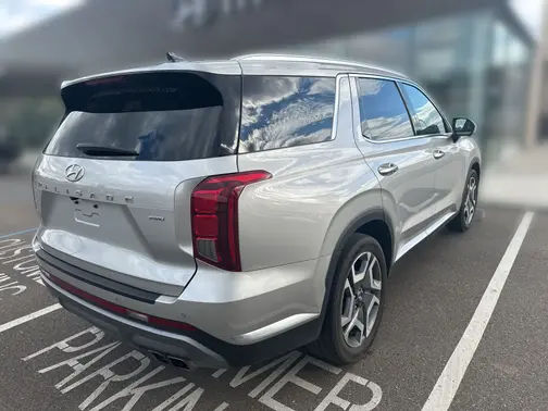 Silver 2024 Hyundai PALISADE Limited