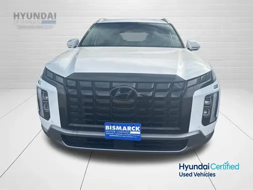 White 2023 Hyundai PALISADE Limited