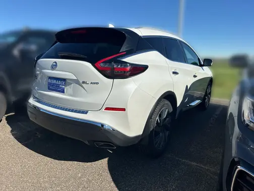 White 2020 Nissan Murano SL