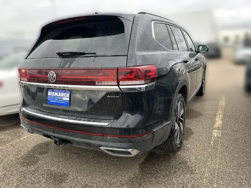 Deep Black 2024 Volkswagen Atlas 2.0T SEL