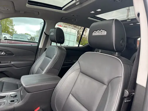 Red 2021 Chevrolet Traverse High Country