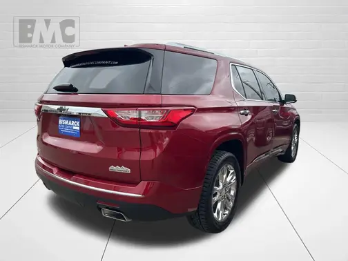 Red 2021 Chevrolet Traverse High Country