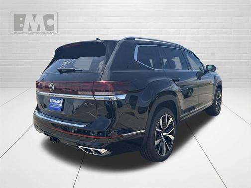 Deep Black Pearl 2026 Volkswagen Atlas 2.0T SEL Premium R-Line 4MOTION