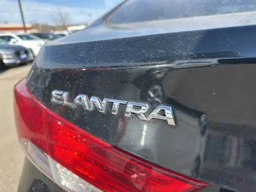 Black 2013 Hyundai ELANTRA Limited
