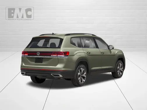 Avocado Green Pearl 2026 Volkswagen Atlas 2.0T SE w/Technology 4MOTION