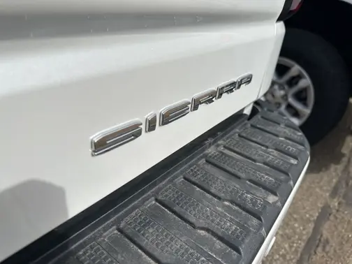 White 2024 GMC Sierra 1500 Denali 6.2L Crew Cab