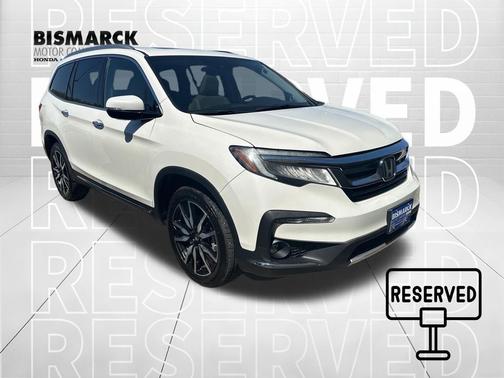 White Diamond Pearl 2019 Honda Pilot Touring 8-Passenger