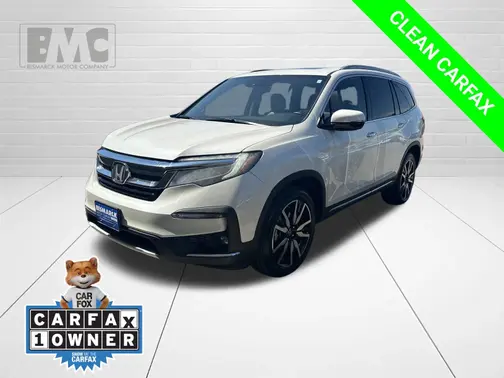 White 2019 Honda Pilot Touring