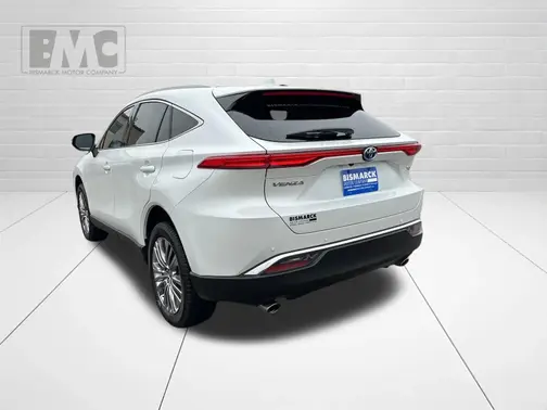 Beige 2023 Toyota Venza XLE