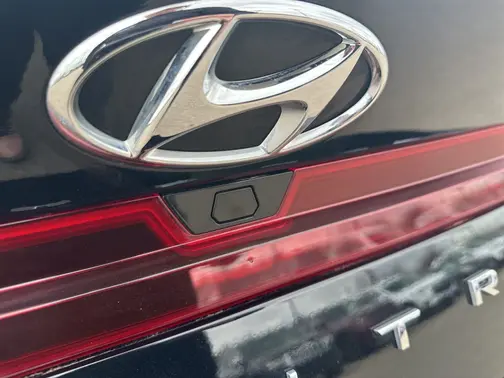 Black 2023 Hyundai ELANTRA SEL