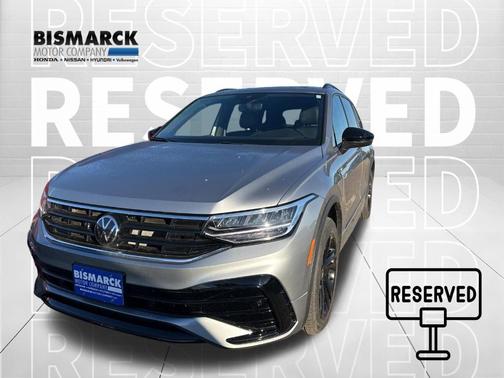 2024 Volkswagen Tiguan 2.0T SE R-Line Black