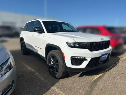 Bright White Clearcoat 2025 Jeep Grand Cherokee Limited