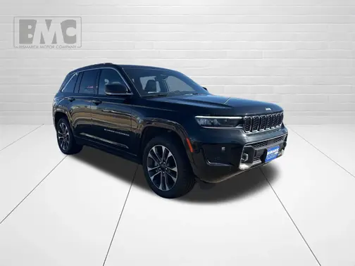 Black 2024 Jeep Grand Cherokee Overland