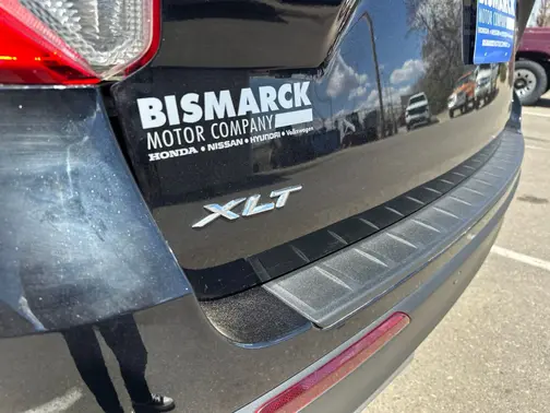 Black 2022 Ford Explorer XLT